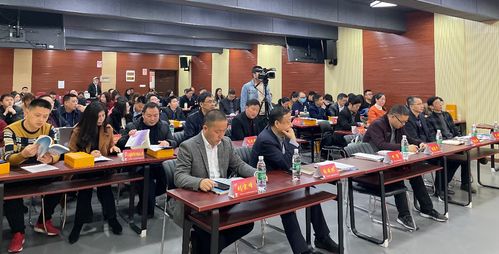 以信息技術(shù)驅(qū)動高效教學(xué)——2020年重慶市“國培”“市培”信息技術(shù)應(yīng)用能力提升工程2.0項(xiàng)目總結(jié)會圓滿落幕